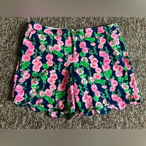Lilly Pulitzer Darci Scalloped Knit Shorts 7” Inseam In Oyster Bay Size 10